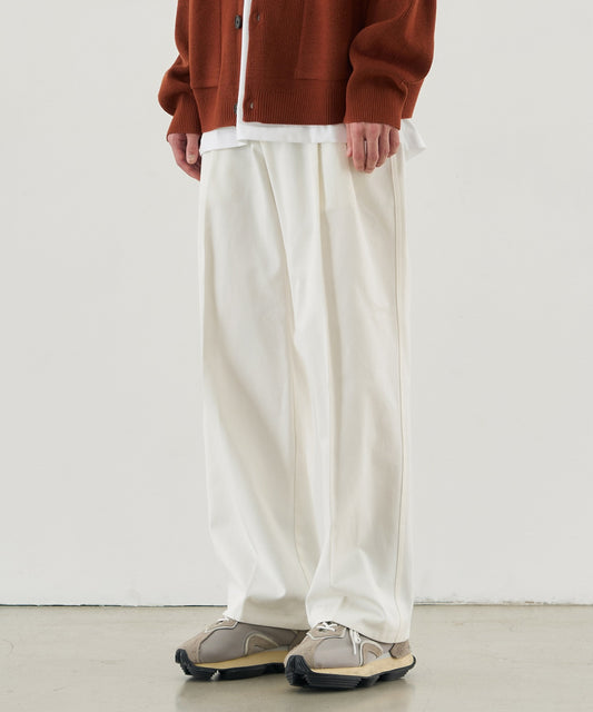 Pleated Wide Chino Pants - OFF WHITE