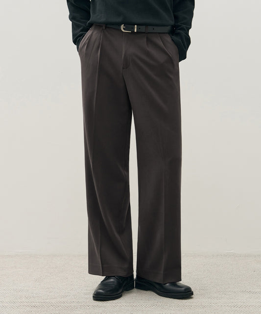 Pleated Wide Leg Slacks - DARK BROWN