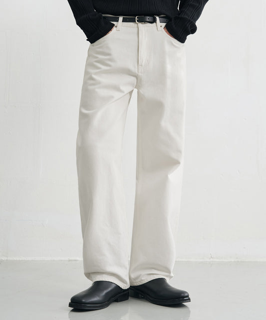 Relaxed Semi-Wide Jeans - WHITE